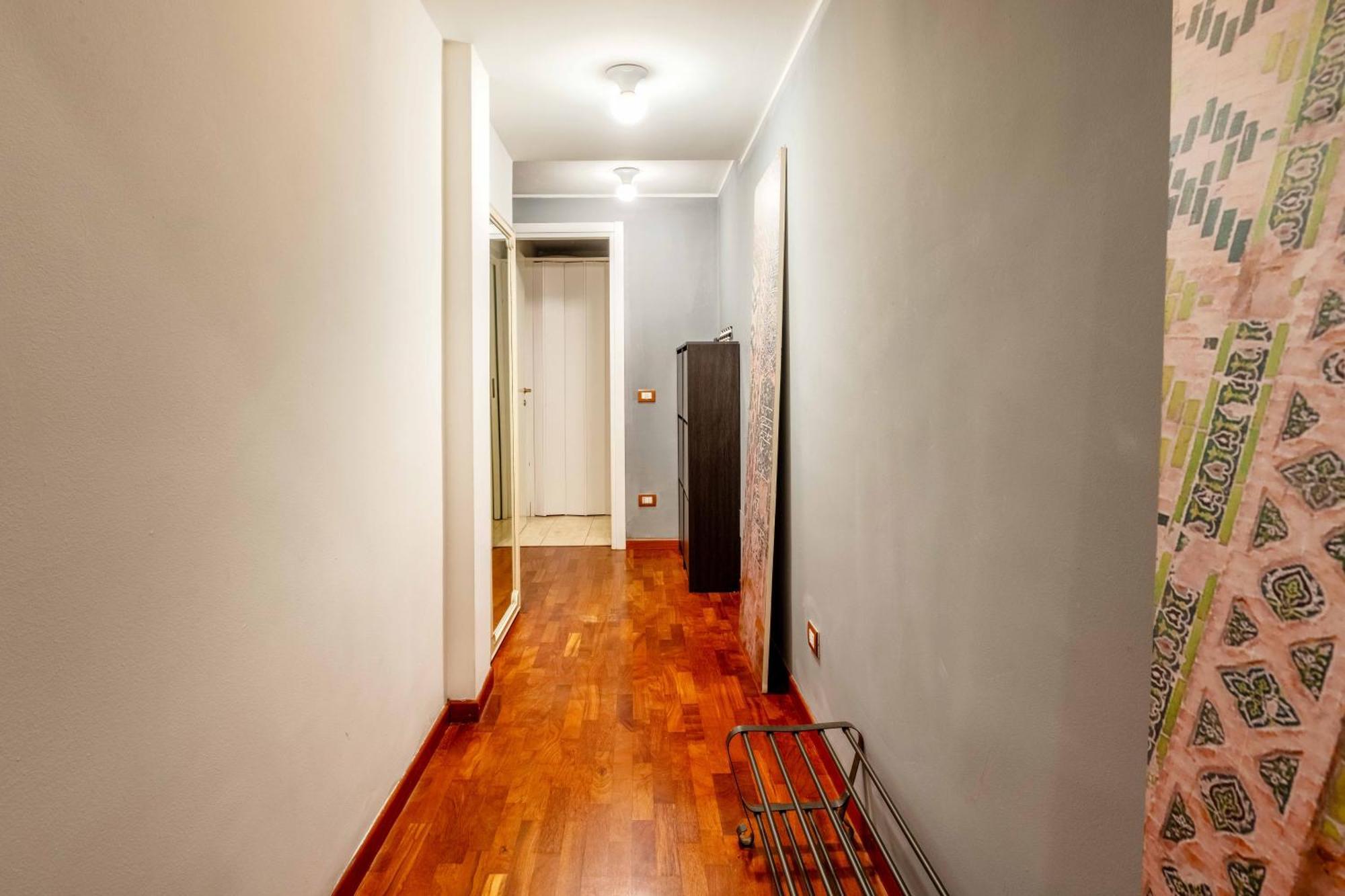 מילאנו One Bedroom Apartment With Terrace Near Duomo מראה חיצוני תמונה