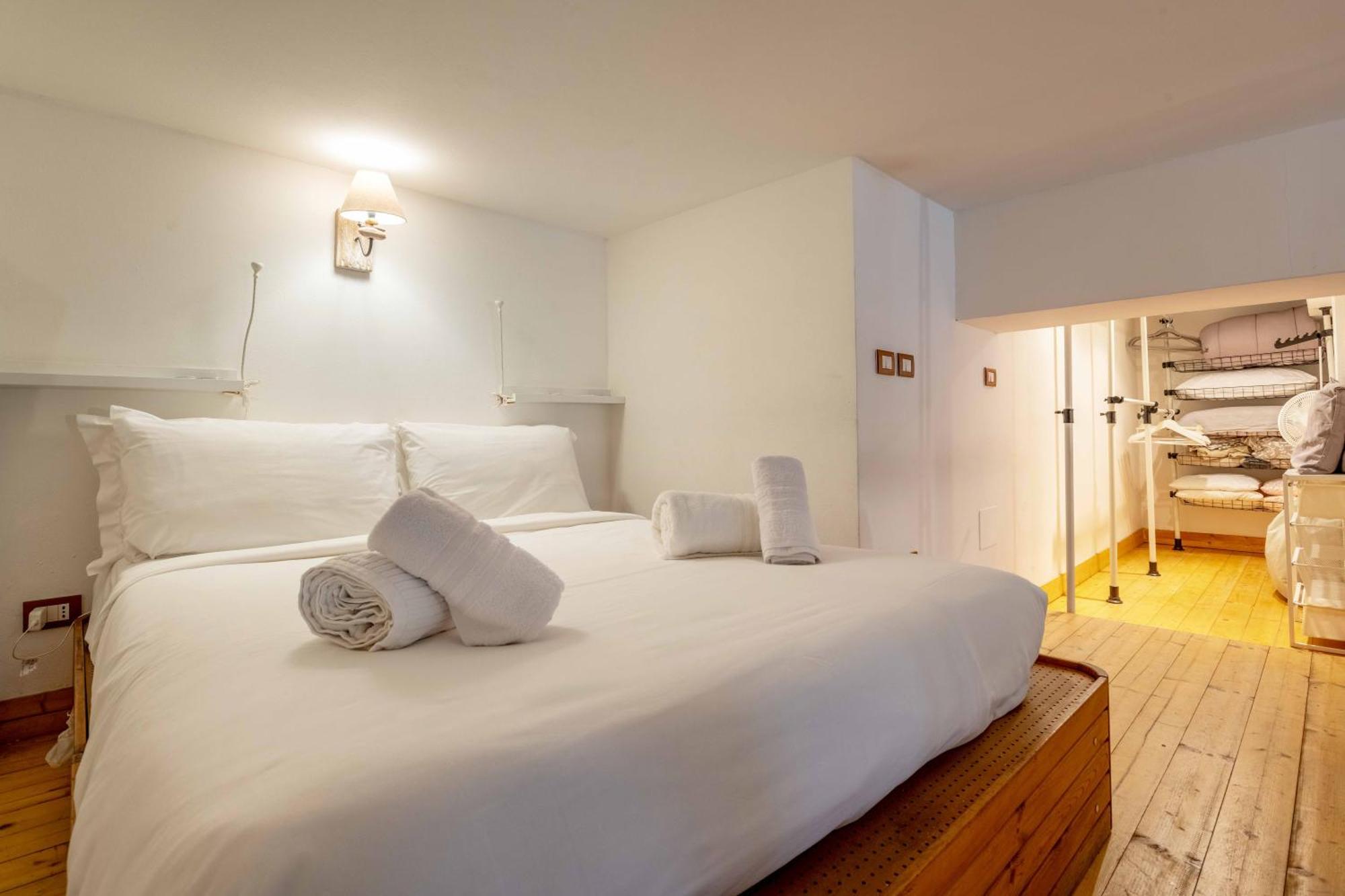 מילאנו One Bedroom Apartment With Terrace Near Duomo מראה חיצוני תמונה